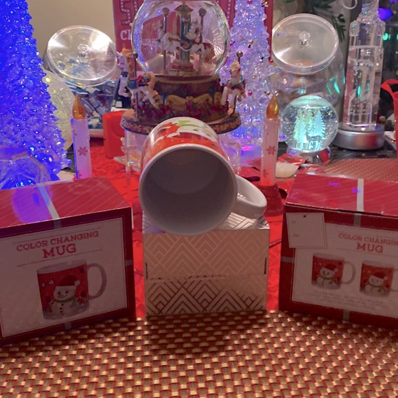 Christmas Winter Color Changing Mug - Picture 7 of 7